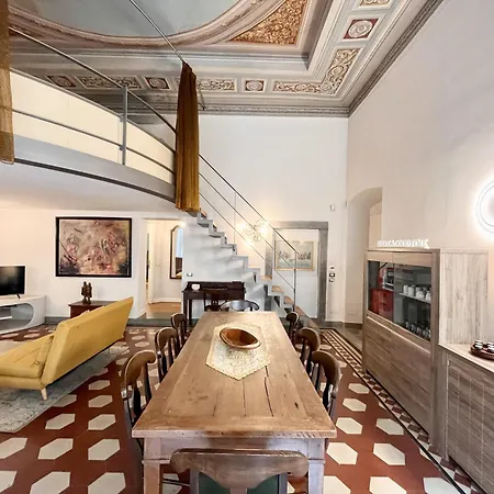 La Casa Dell'arte In Piazza Vecchia * Bergamo